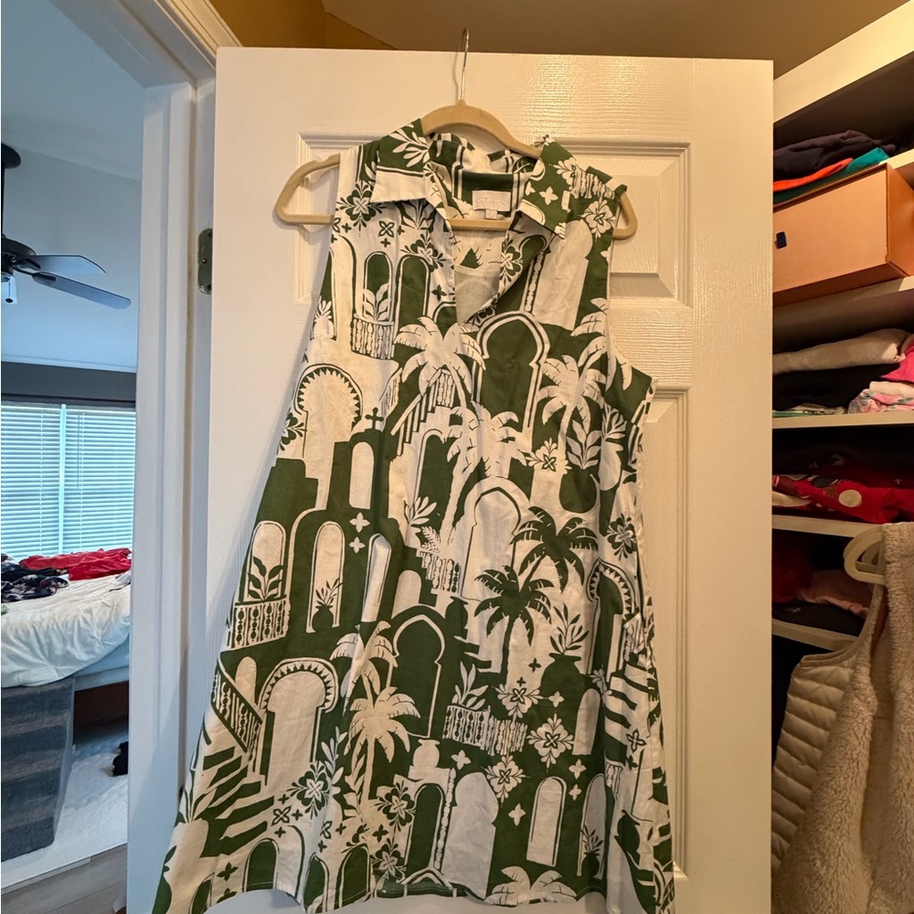Sleeveless Green and White Print A-Line Dress
